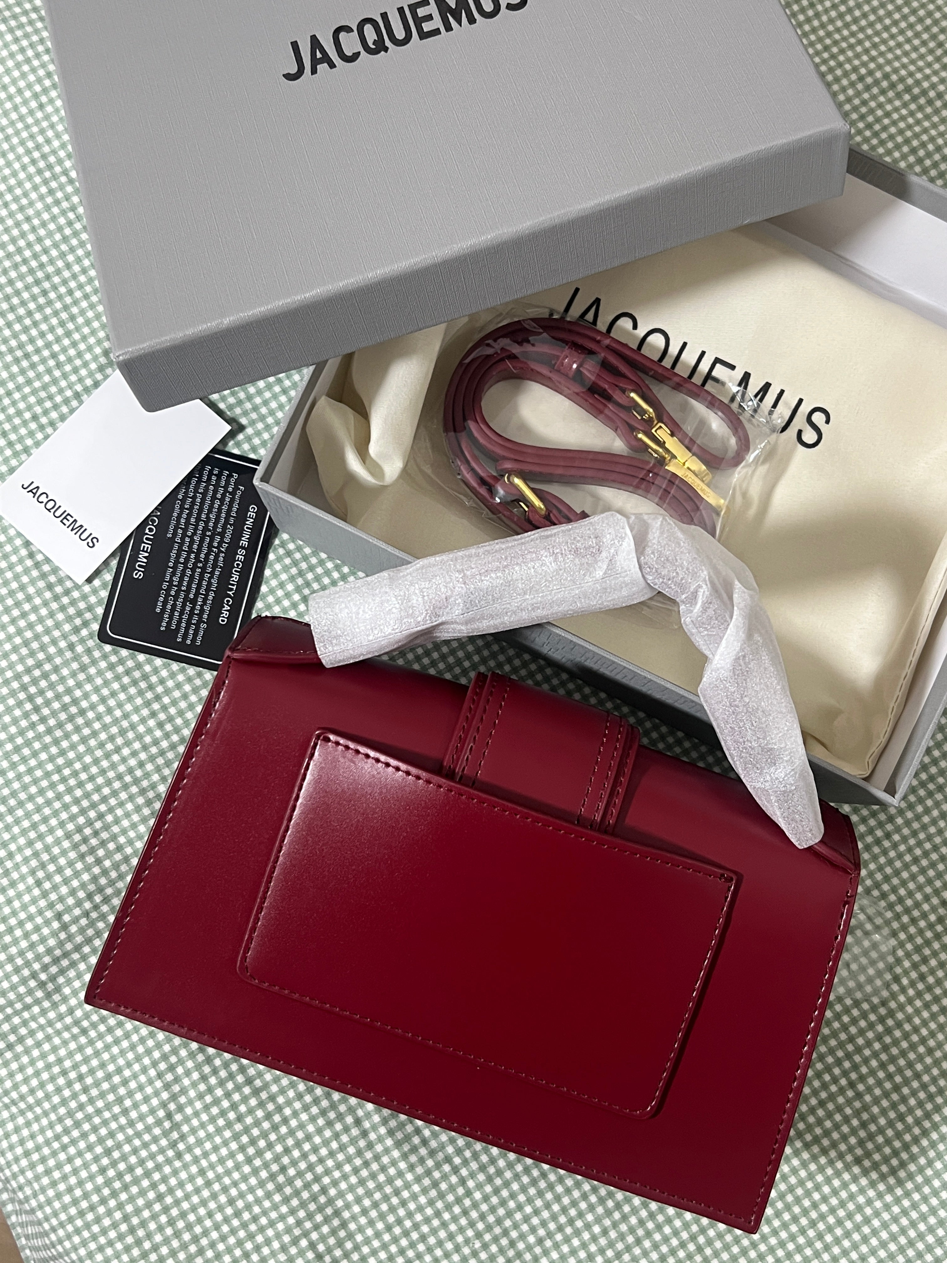 JACQUEMUS BURGUNDY
