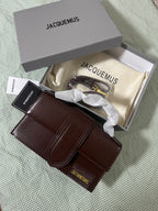 JACQUEMUS BROWN
