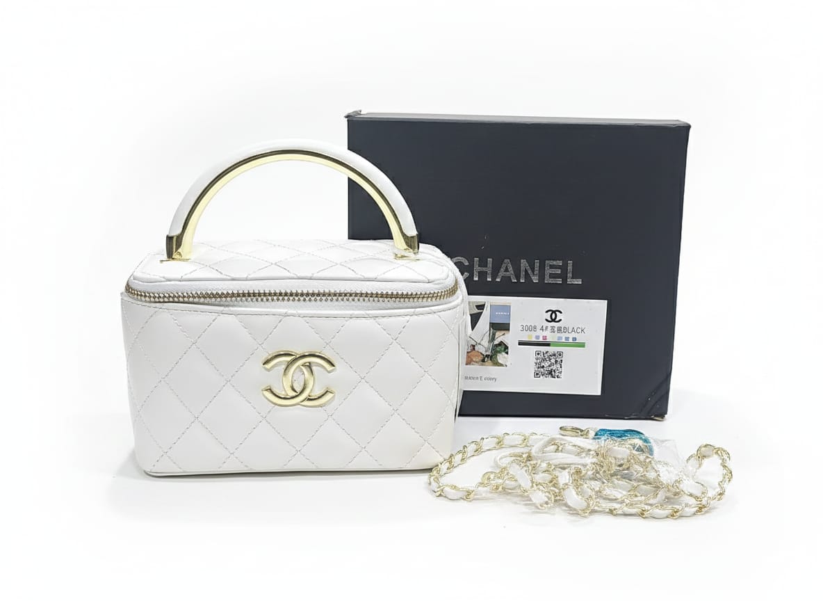 Chanel white quilted leather vanity case