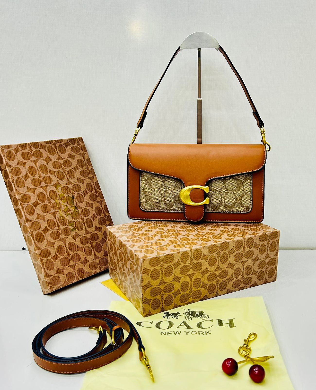 COACH Tabby Chain Clutch in Signature Canvas Caramel