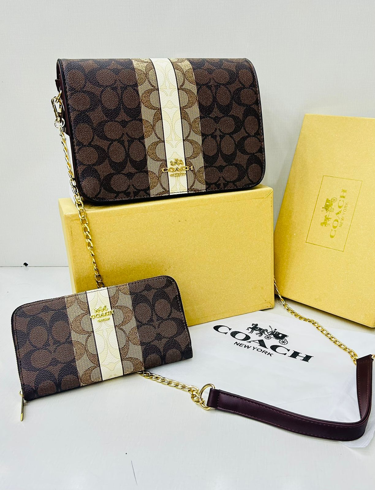 Coach crossbody bag brown with a matching long wallet