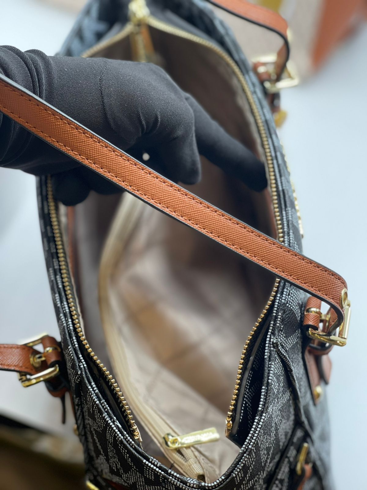 Michael Kors Signature Tote Bag – Jet Black