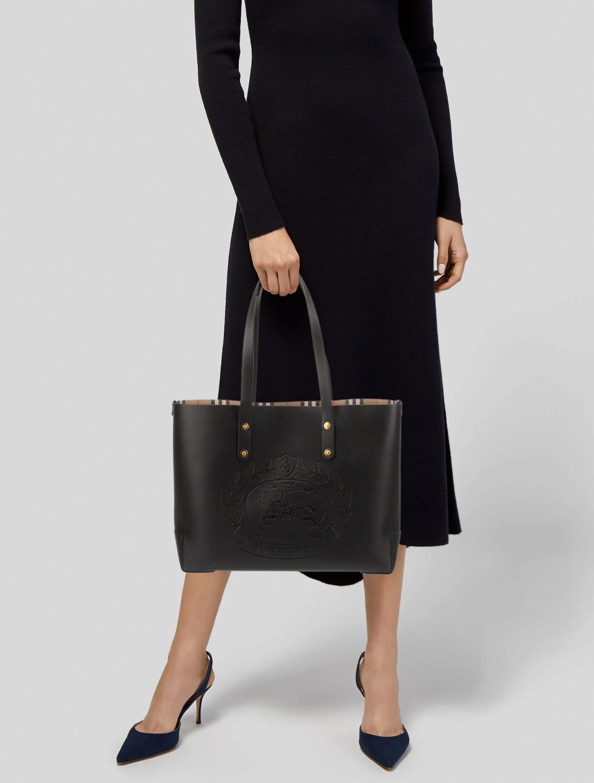 Burberry Crest Reversible Tote Bag – Black