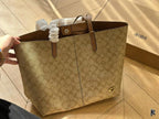 Coach North Tote Bag 32 Beige